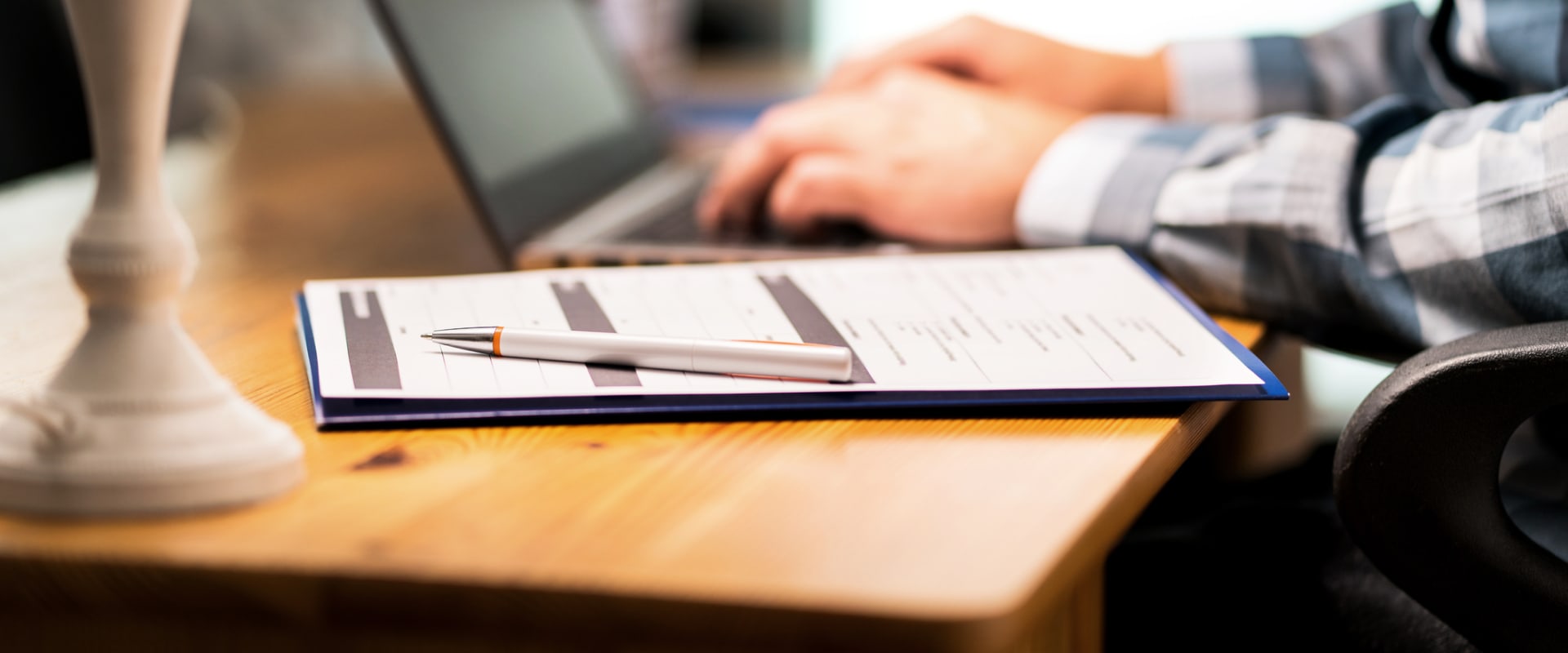 What are the 3 types of contracts in law?