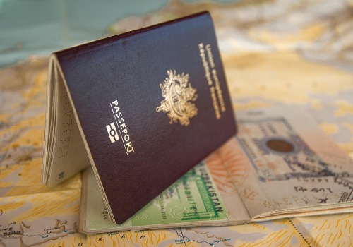 Understanding Elite Bronze Visa Options in Bangkok Through a Contract Law Perspective